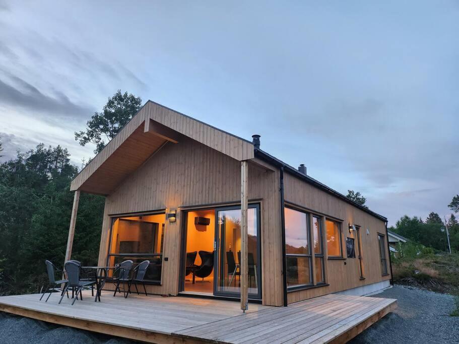 Nyoppfort Med Badestamp Ferienhaus